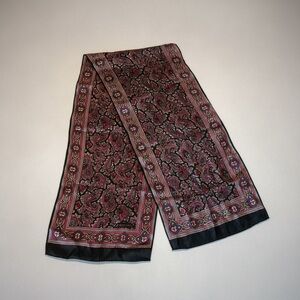 VTG Echo Rectangle Paisley Print Silk Scarf